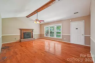 630 Burrington Ct, Gastonia, NC 28054 - Photo 5