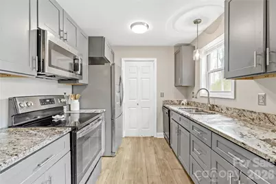 670 Summersby Street, Chester, SC 29706 - Photo 9