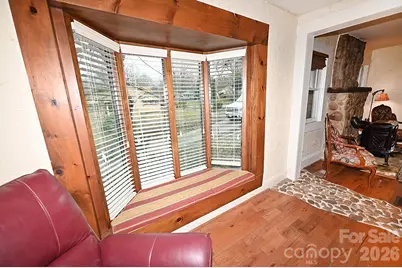 1340 1st Avenue Place NW, Hickory, NC 28601 - Photo 7