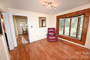 1340 1st Ave Pl NW, Hickory, NC 28601 - Photo 9