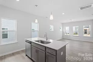 5835 Tuckaseegee Rd, Charlotte, NC 28208 - Photo 7