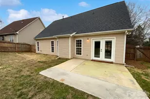 7508 Free Ct, Charlotte, NC 28216 - Photo 5