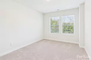 311 E King St, Kings Mountain, NC 28086 - Photo 23