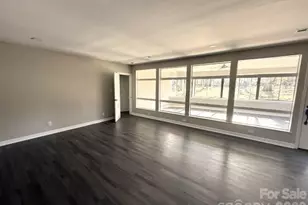 1010 Wesley St, Shelby, NC 28150 - Photo 3