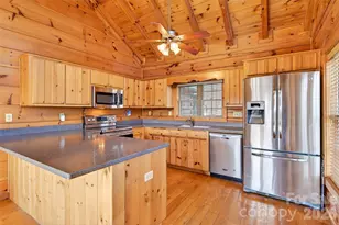 28 Outback Trl, Nebo, NC 28761 - Photo 17