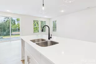 311 E King St, Kings Mountain, NC 28086 - Photo 9