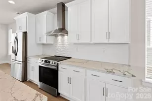 6017 Irwins Br Dr, Charlotte, NC 28217 - Photo 11
