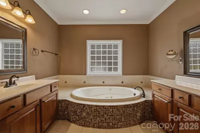 1838 31st Avenue Lane NE, Hickory, NC 28601 - Photo 19