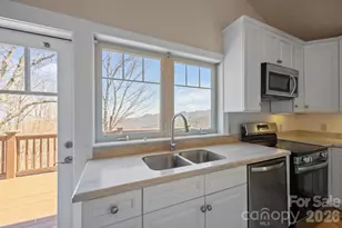 5 Lila Ln, Clyde, NC 28721 - Photo 9