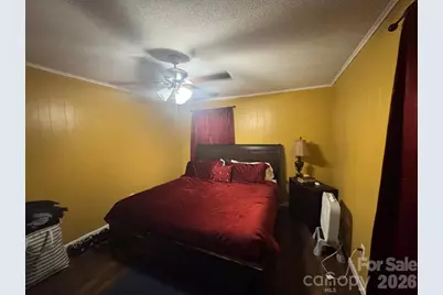 422 E 12th Avenue, Gastonia, NC 28054 - Photo 9