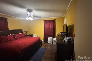 422 E 12th Ave, Gastonia, NC 28054 - Photo 7