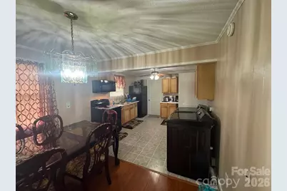 422 E 12th Avenue, Gastonia, NC 28054 - Photo 5