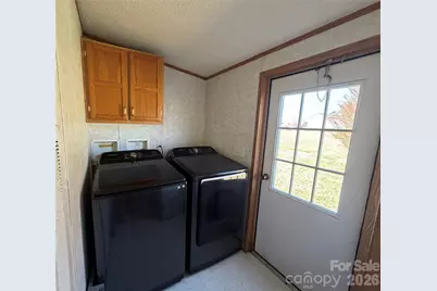 2390 Claremont Road, Newton, NC 28658 - Photo 3