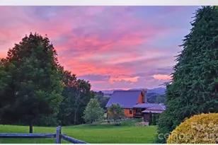 55 Bear Paw Ln, Sparta, NC 28675 - Photo 3