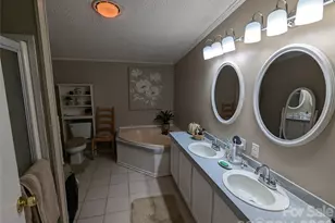 6846 Potter Rd, Matthews, NC 28104 - Photo 15