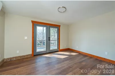 316 Oakdale Drive, Hendersonville, NC 28791 - Photo 11