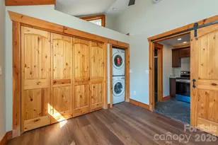 316 Oakdale Dr, Hendersonville, NC 28791 - Photo 13