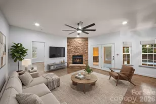 21 Hope Rd, Weaverville, NC 28787 - Photo 3