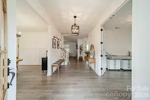 11216 Wooded Saddle Rd, Charlotte, NC 28216 - Photo 5