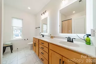 11216 Wooded Saddle Rd, Charlotte, NC 28216 - Photo 27