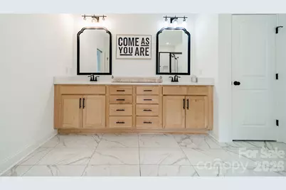 11216 Wooded Saddle Road, Charlotte, NC 28216 - Photo 23