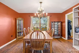 405 Loop Rd, Campobello, SC 29322 - Photo 17