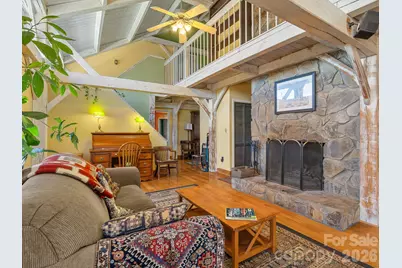 405 Loop Road, Campobello, SC 29322 - Photo 9