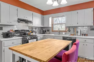 405 Loop Rd, Campobello, SC 29322 - Photo 19