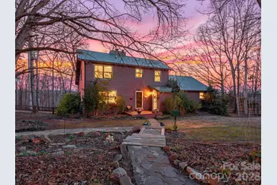 405 Loop Road, Campobello, SC 29322 - Photo 1