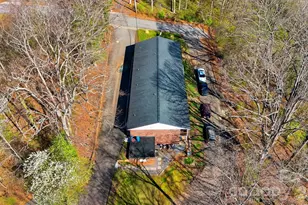 1075 7th Ave NW, Hickory, NC 28601 - Photo 11