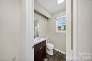 2354 Castlecomer Dr, Charlotte, NC 28262 - Photo 13