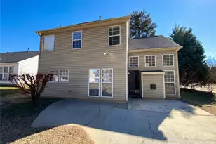 7824 Buddy Holly Rd, Charlotte, NC 28216 - Photo 5