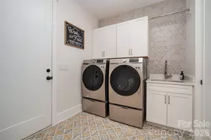 4125 Spring St, Matthews, NC 28105 - Photo 37