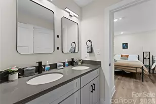 1935 St Mark St, Charlotte, NC 28216 - Photo 11