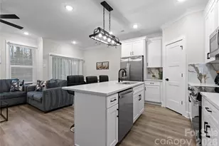 1935 St Mark St, Charlotte, NC 28216 - Photo 17