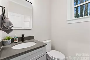 1935 St Mark St, Charlotte, NC 28216 - Photo 21