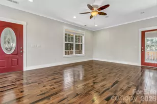 116 Unaka Ave, Asheville, NC 28803 - Photo 9