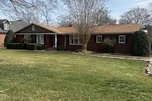 872 Armstrong Rd, Belmont, NC 28012 - Photo 1