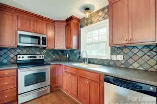 7026 Morganford Rd, Charlotte, NC 28211 - Photo 15