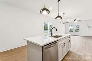 515 Oates St, Rock Hill, SC 29730 - Photo 5