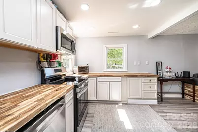 1378 8th Street NW, Hickory, NC 28601 - Photo 7