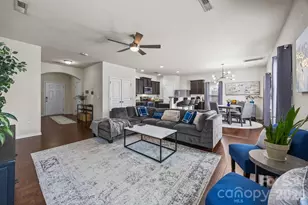 2730 Riley Woods Ln, Charlotte, NC 28269 - Photo 7