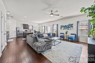 2730 Riley Woods Ln, Charlotte, NC 28269 - Photo 5