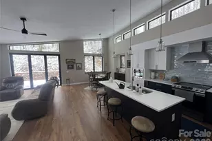 95 W Round Top Rd, Bryson City, NC 28713 - Photo 23