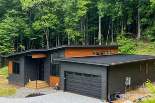 95 W Round Top Rd, Bryson City, NC 28713 - Photo 1