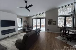 95 W Round Top Rd, Bryson City, NC 28713 - Photo 21