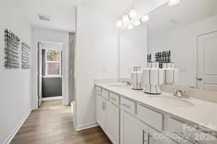 11942 Oak St, Charlotte, NC 28269 - Photo 19