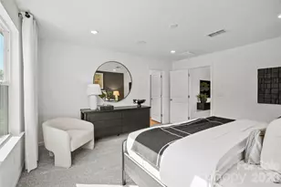 11942 Oak St, Charlotte, NC 28269 - Photo 17