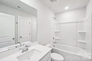 1292 30th Street NE, Conover, NC 28613 - Photo 9