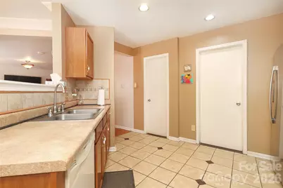 6432 Brumit Lane, Charlotte, NC 28269 - Photo 15